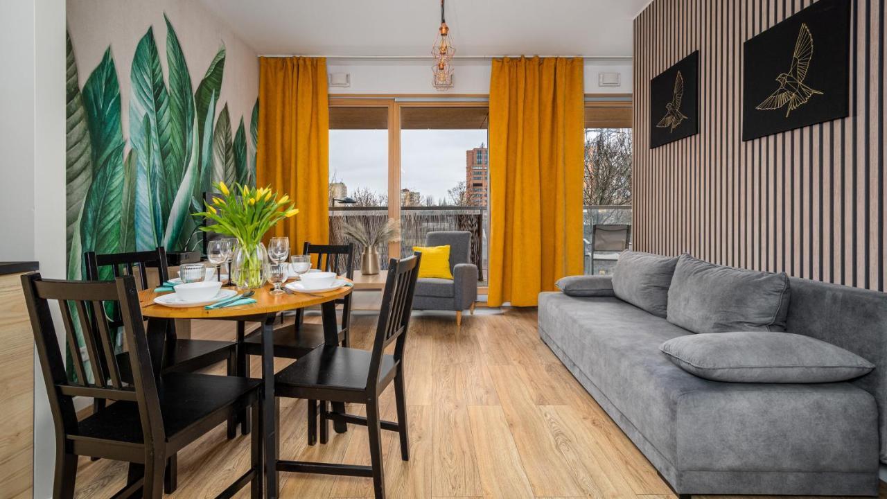 Apartamenty Sun & Snow 19 Dzielnica With Free Parking ワルシャワ エクステリア 写真