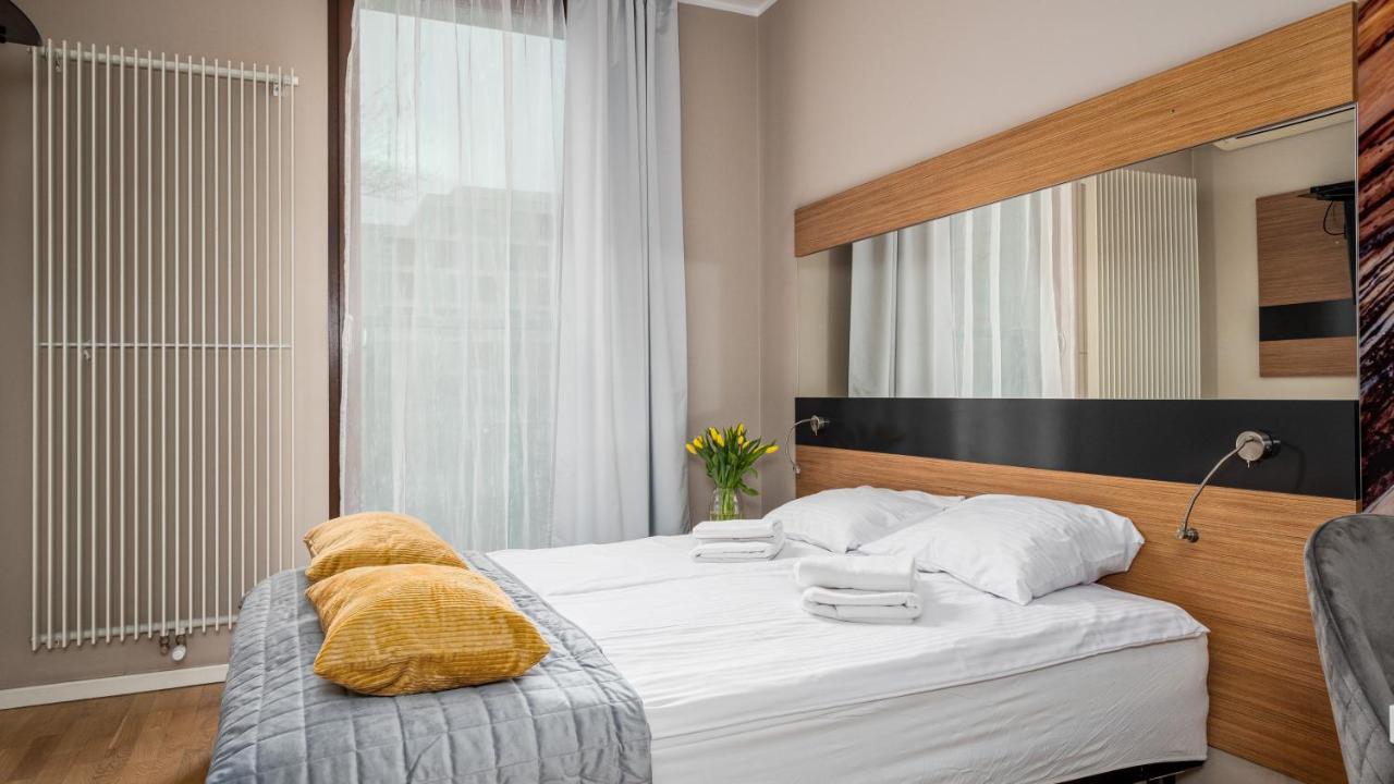 Apartamenty Sun & Snow 19 Dzielnica With Free Parking ワルシャワ エクステリア 写真