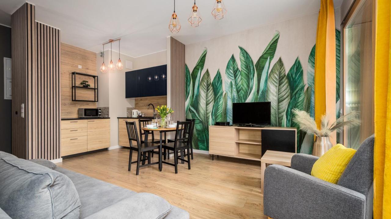 Apartamenty Sun & Snow 19 Dzielnica With Free Parking ワルシャワ エクステリア 写真