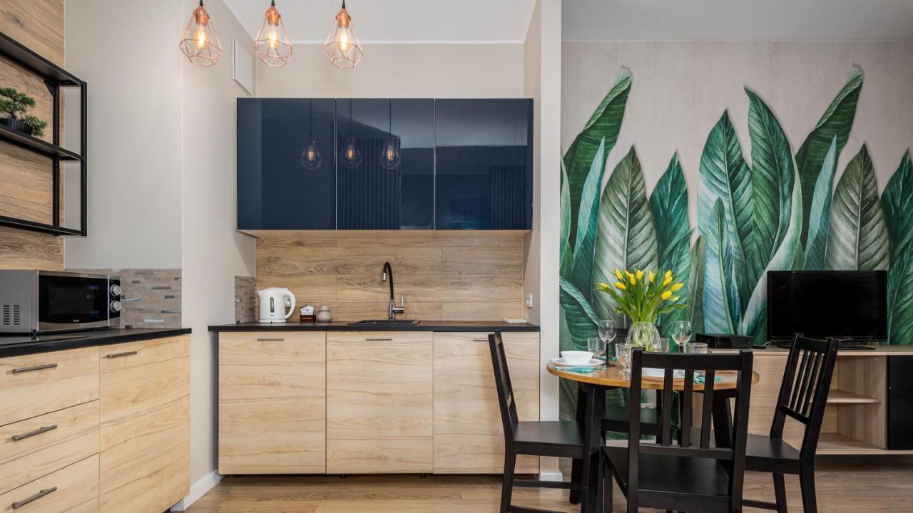 Apartamenty Sun & Snow 19 Dzielnica With Free Parking ワルシャワ エクステリア 写真