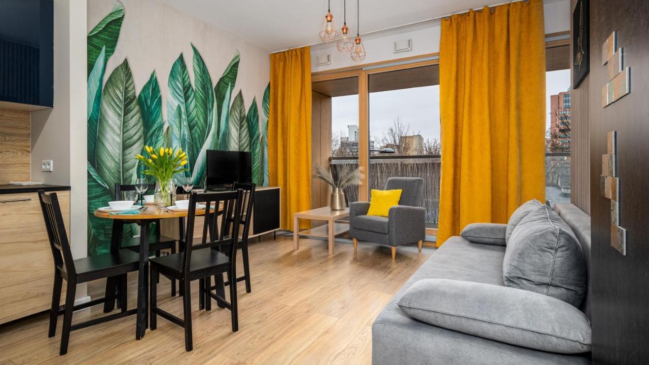 Apartamenty Sun & Snow 19 Dzielnica With Free Parking ワルシャワ エクステリア 写真